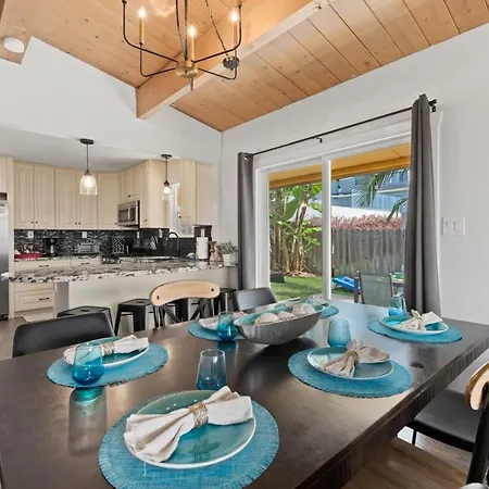 Lovely Ocean View Beach House 3Br Sleeps 9 Villa